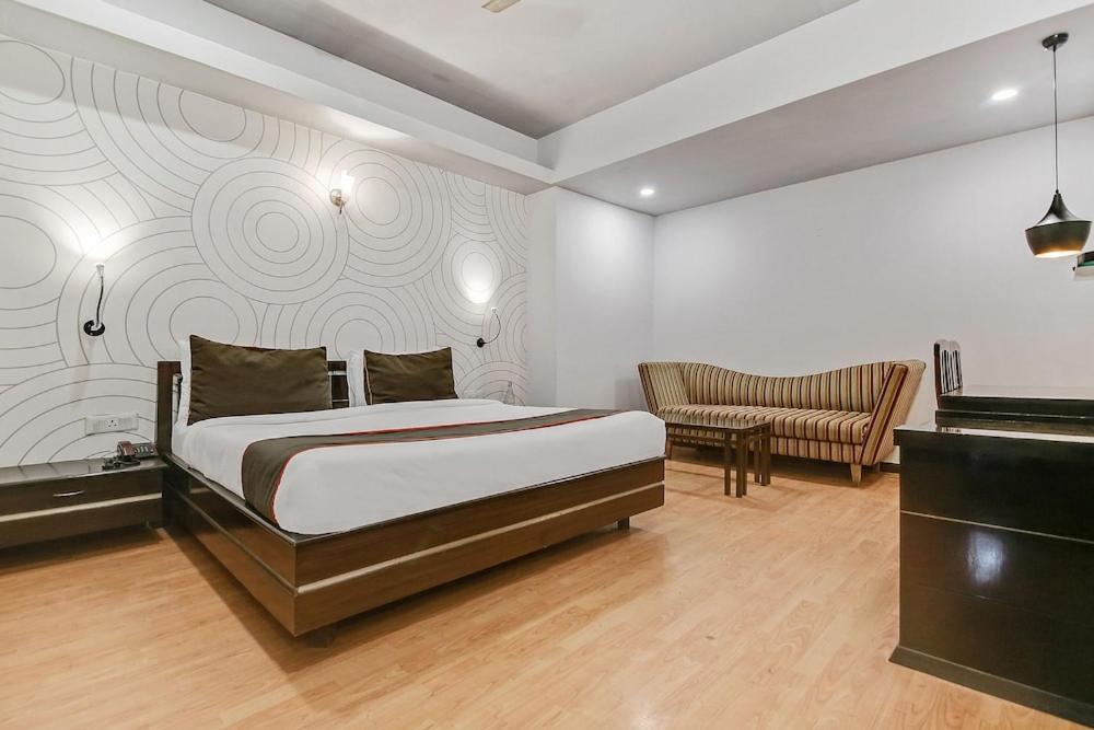 Hotel Queens Tower Amritsar Exterior foto